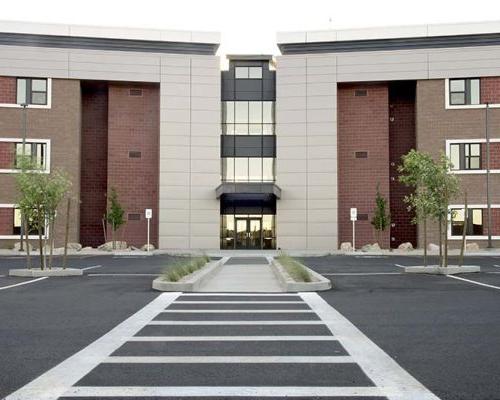 Exterior photo of Embry-Riddle University Thumb Butte Student Residence view from Parking Lot